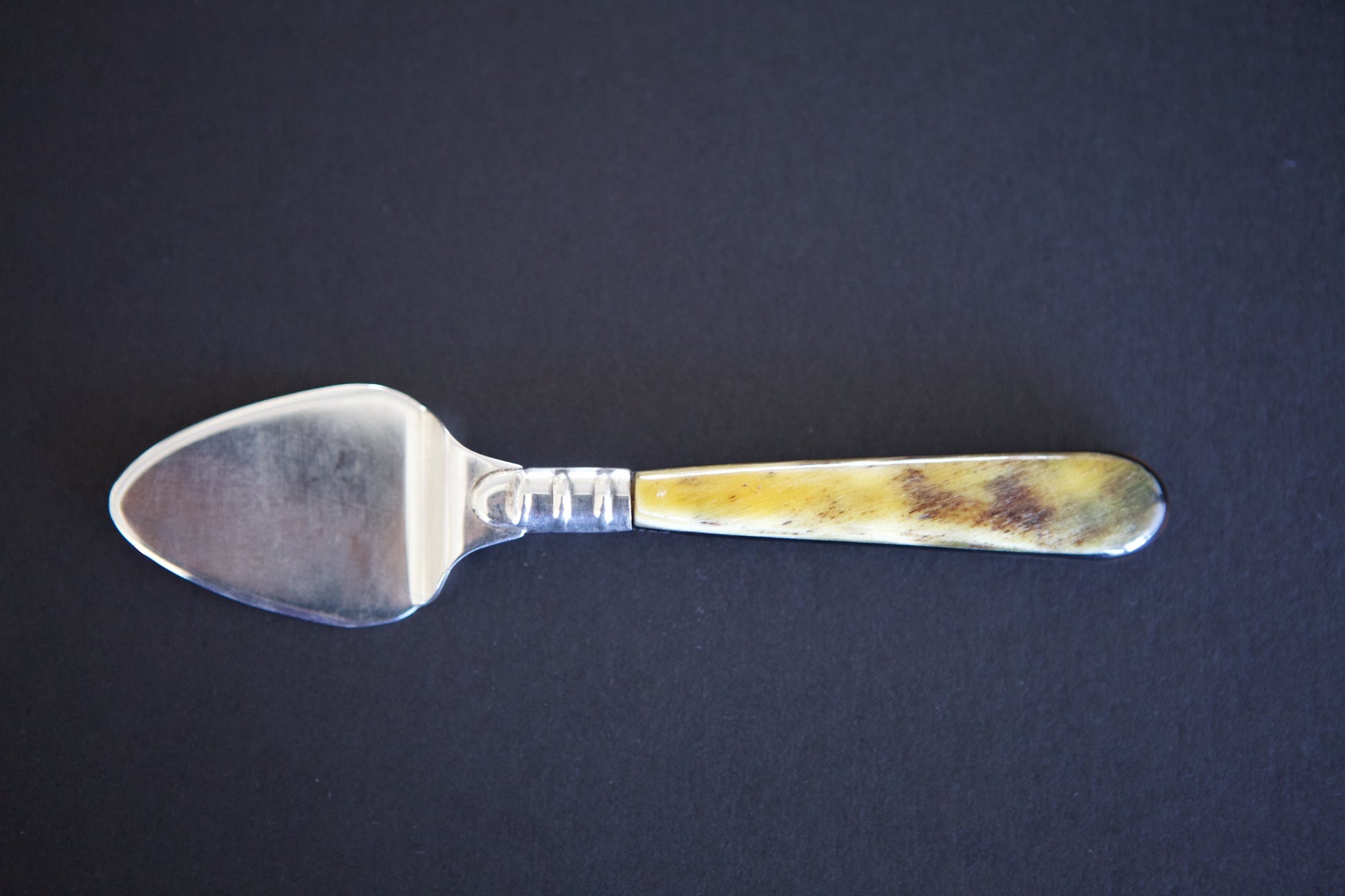 Cuchillo Cuerno y Plaqué tortita